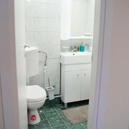 דירה Unirii Central Apartment בוקרשט